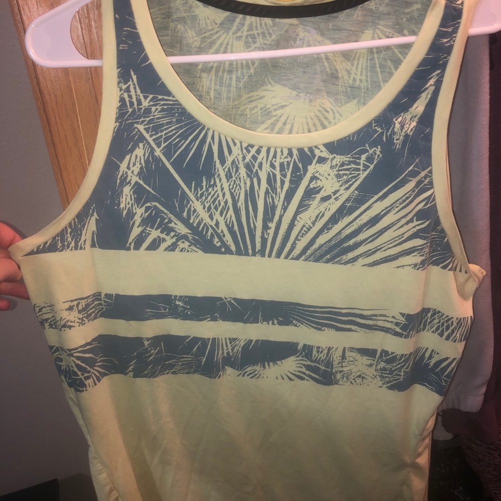 Hurley tank